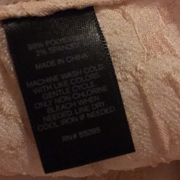 Express Textured Shorts - Picture 2 of 5